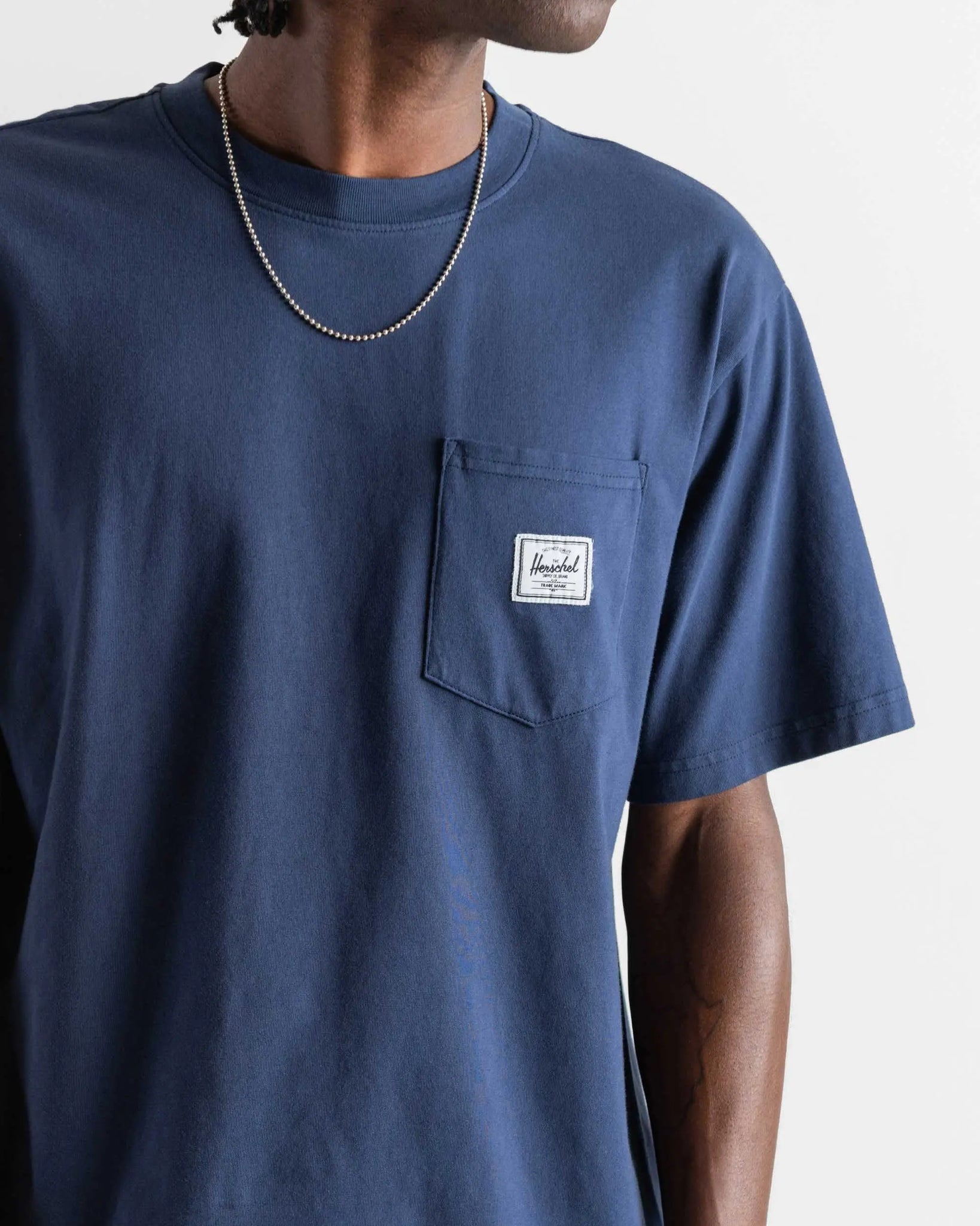 Camiseta HERSCHEL Pocket Navy