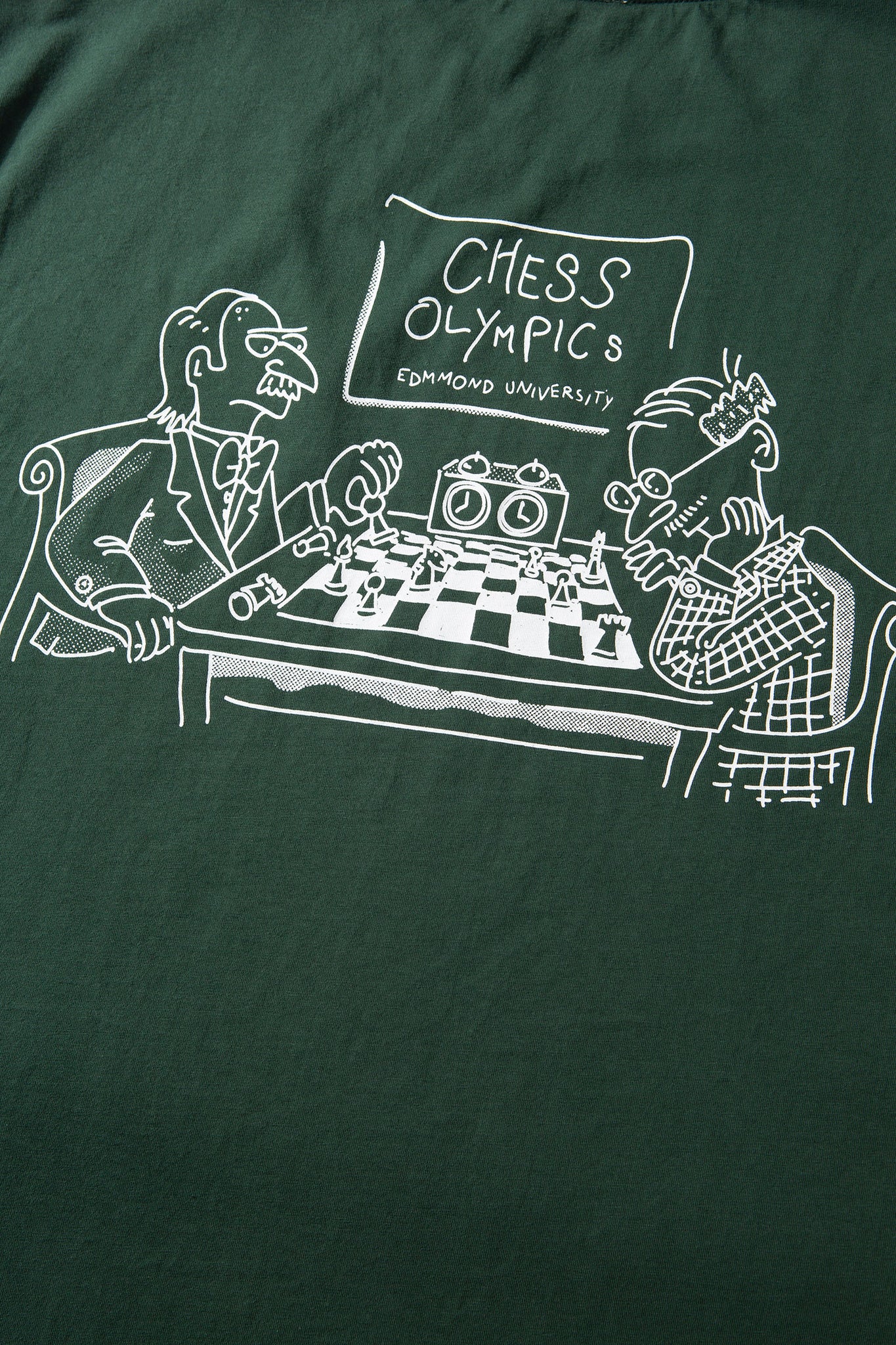 EDMMOND STUDIOS Chess Olympics DK Grünes T-Shirt