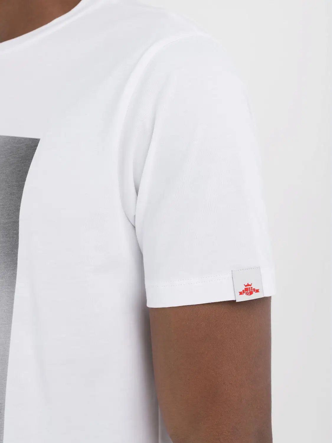 REPLAY Regular Fit Knitted T-Shirt with White Print 