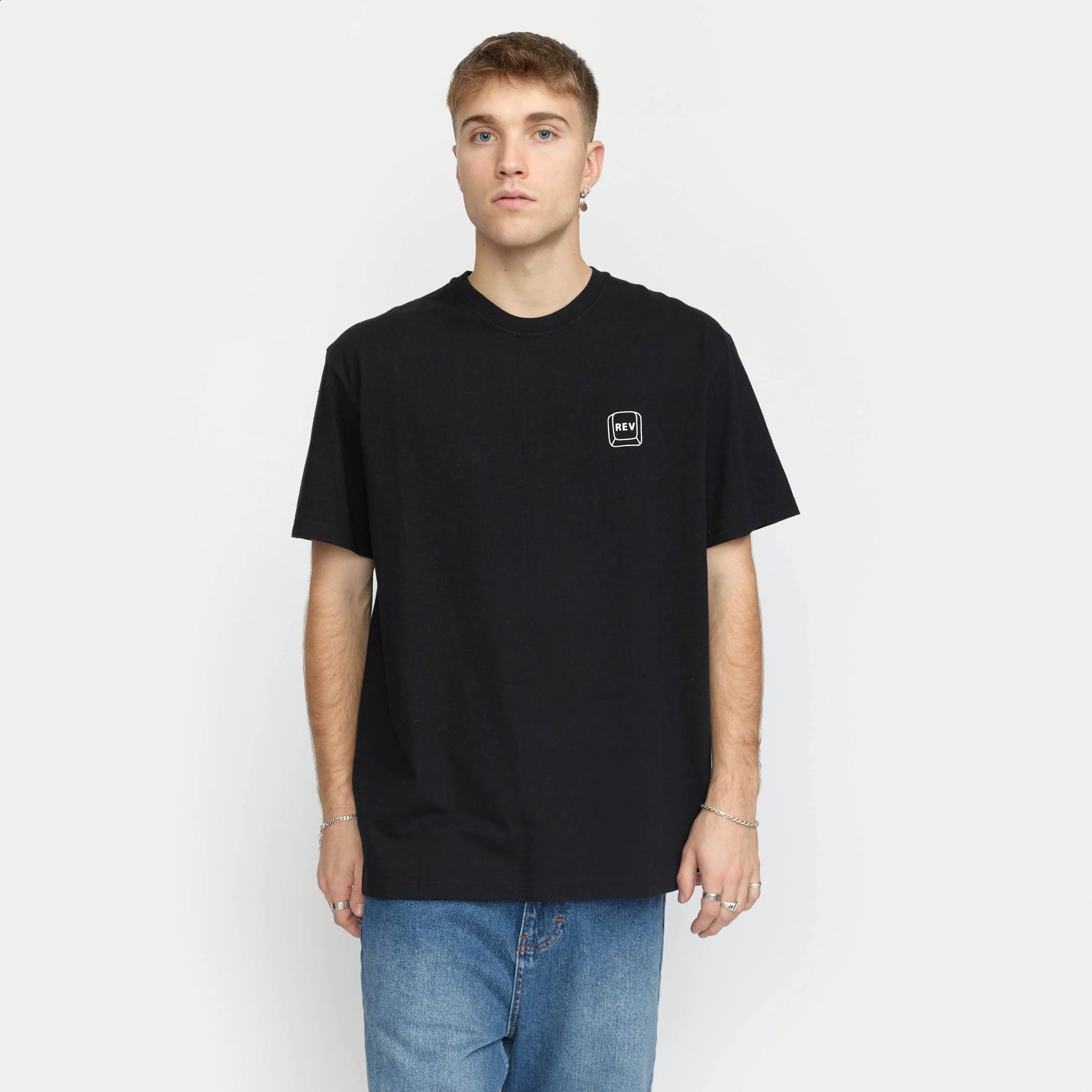 Camiseta REVOLUTION 1375 ESC Black