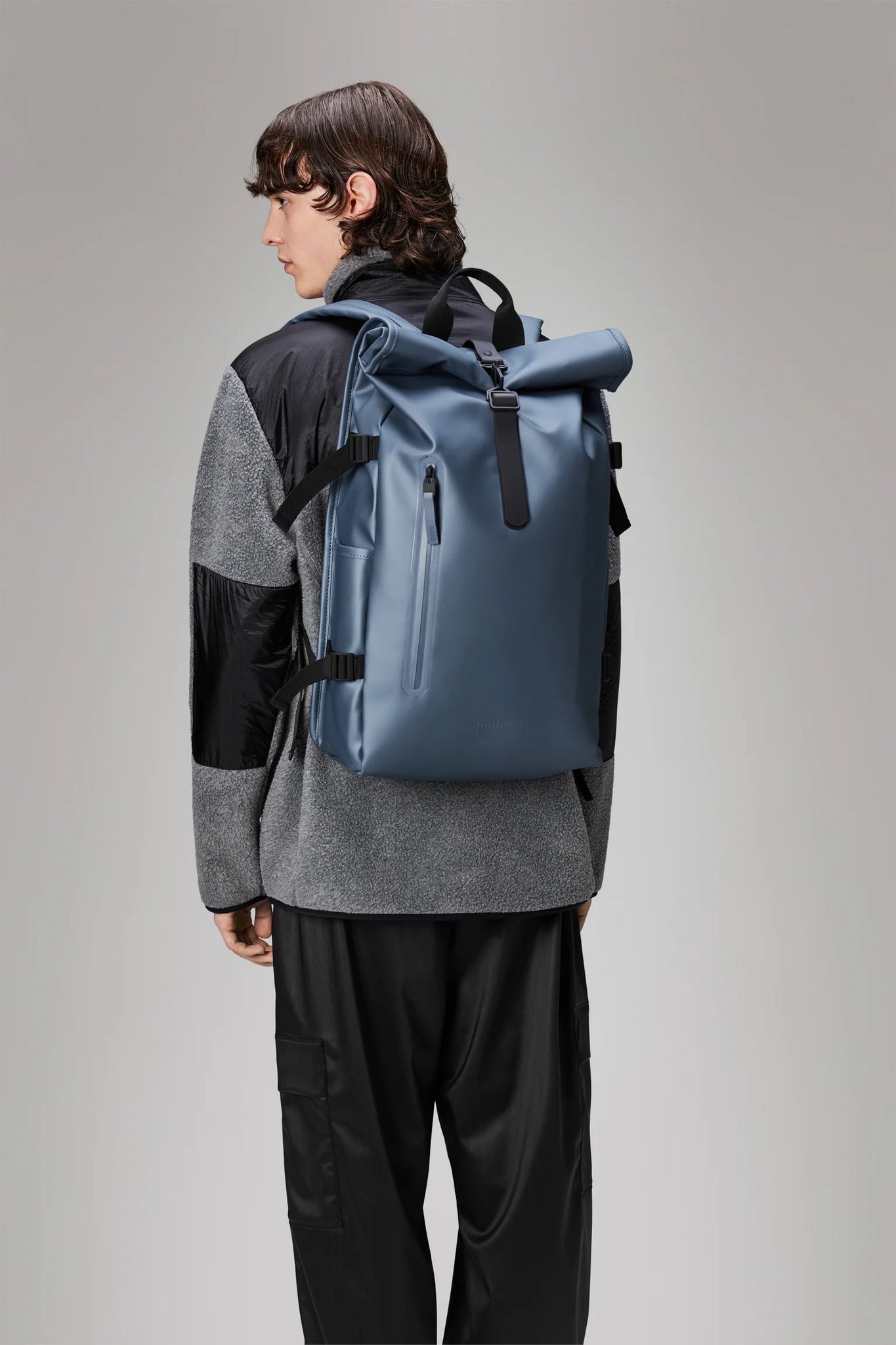 Mochila RAINS Rolltop Rucksack Large Bay