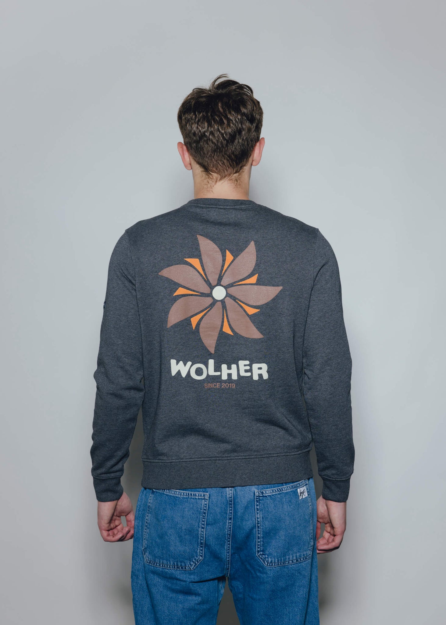 WOLHER Windwill Dark Gray Sweatshirt 