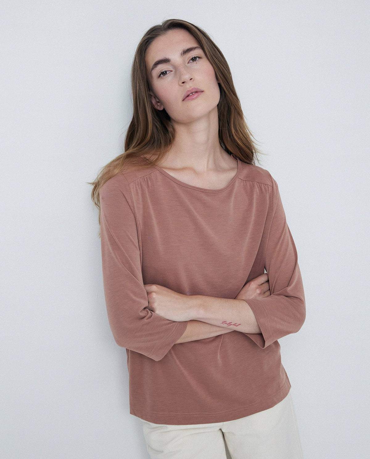 Camiseta YERSE Manga Francesa Leandra Terracota