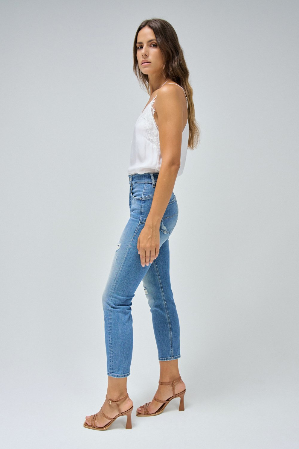 Faith Push In Cropped Slim Salsa Jeans 