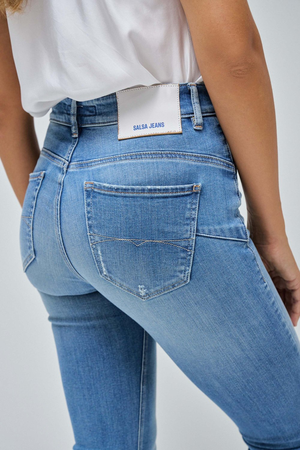 Faith Push In Cropped Slim Salsa Jeans 