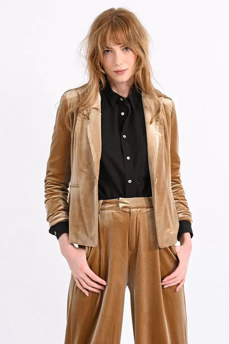 Blazer Molly Bracken de Terciopelo con Cuello y Solapa - ECRU