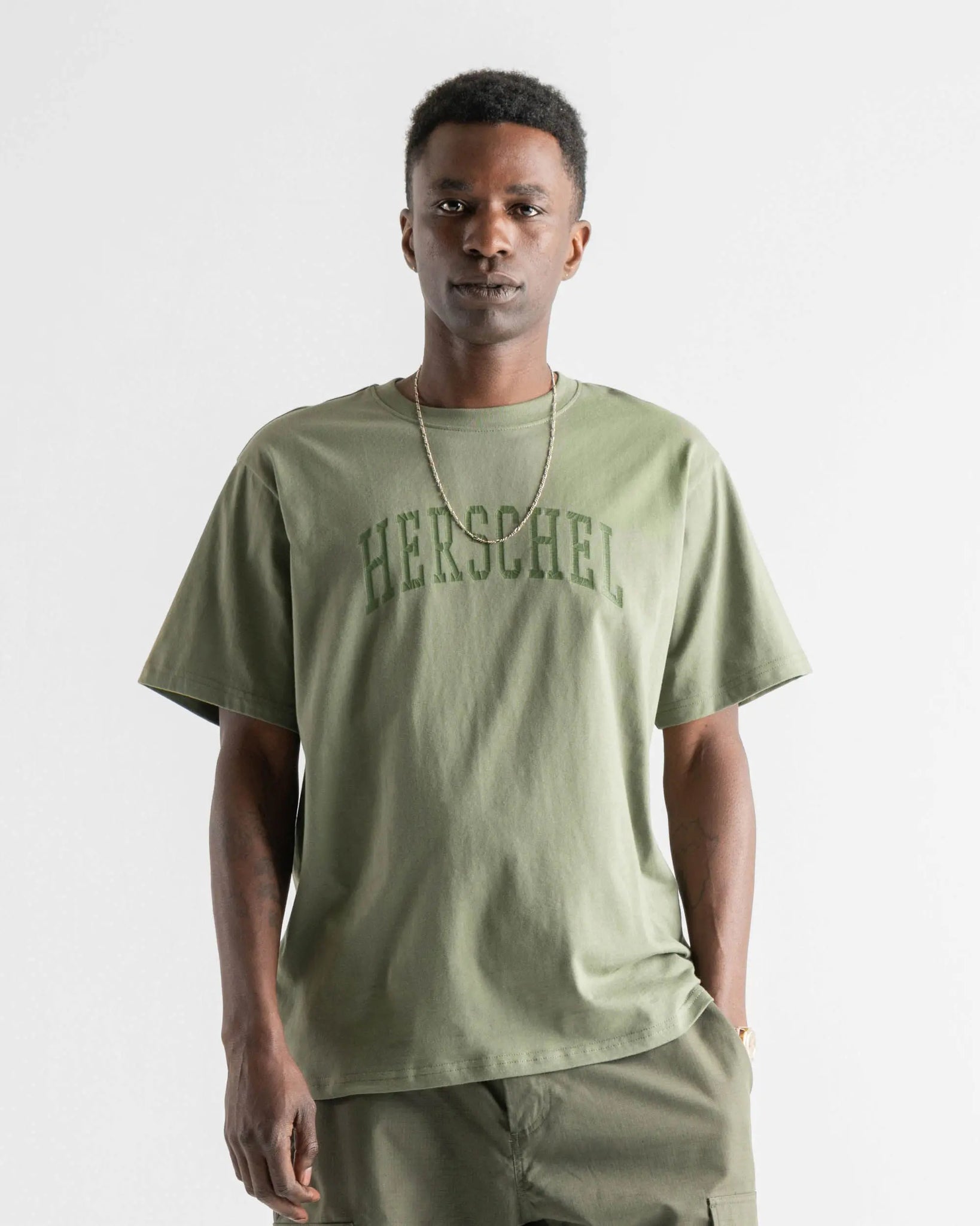 HERSCHEL Faculty Four Leaf Clover Chive T-Shirt