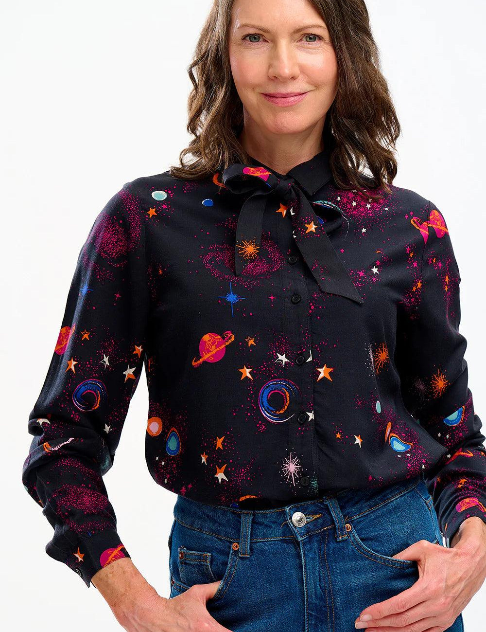 Camisa Sugarhill Catrina Black Colourful Universe - ECRU