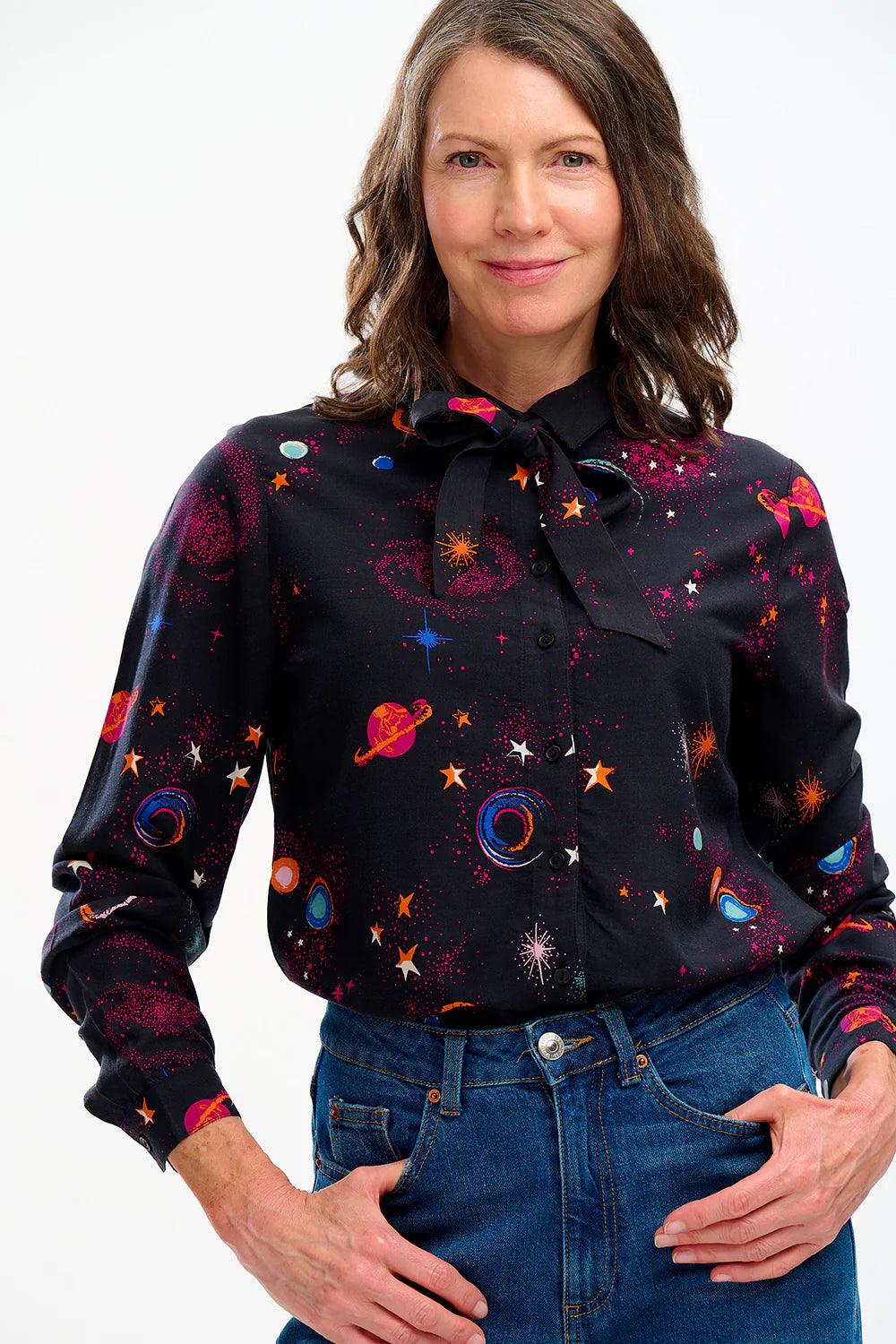 Camisa Sugarhill Catrina Black Colourful Universe - ECRU