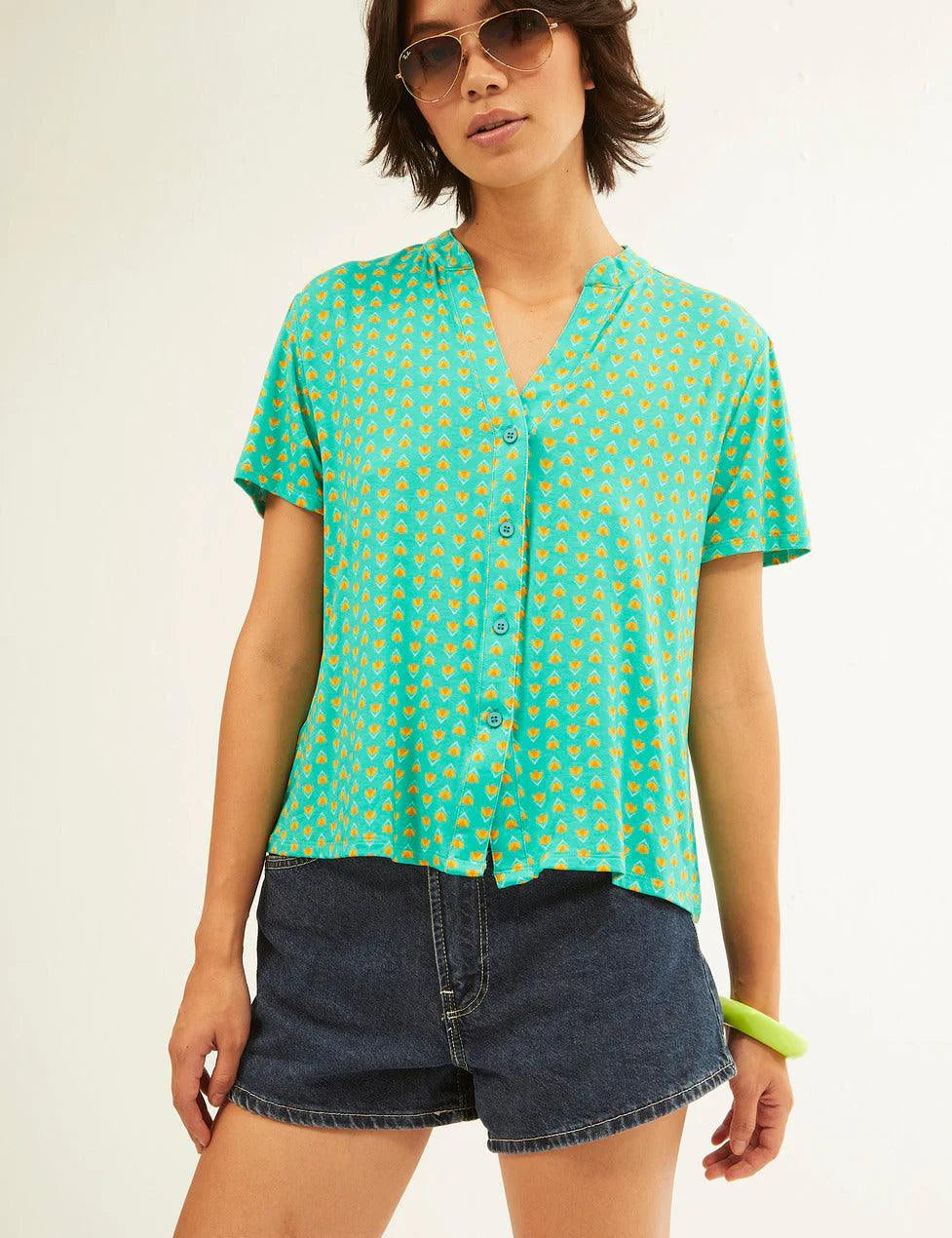 Camisa Xantik Cuello Indy Green Mustard Petals - ECRU