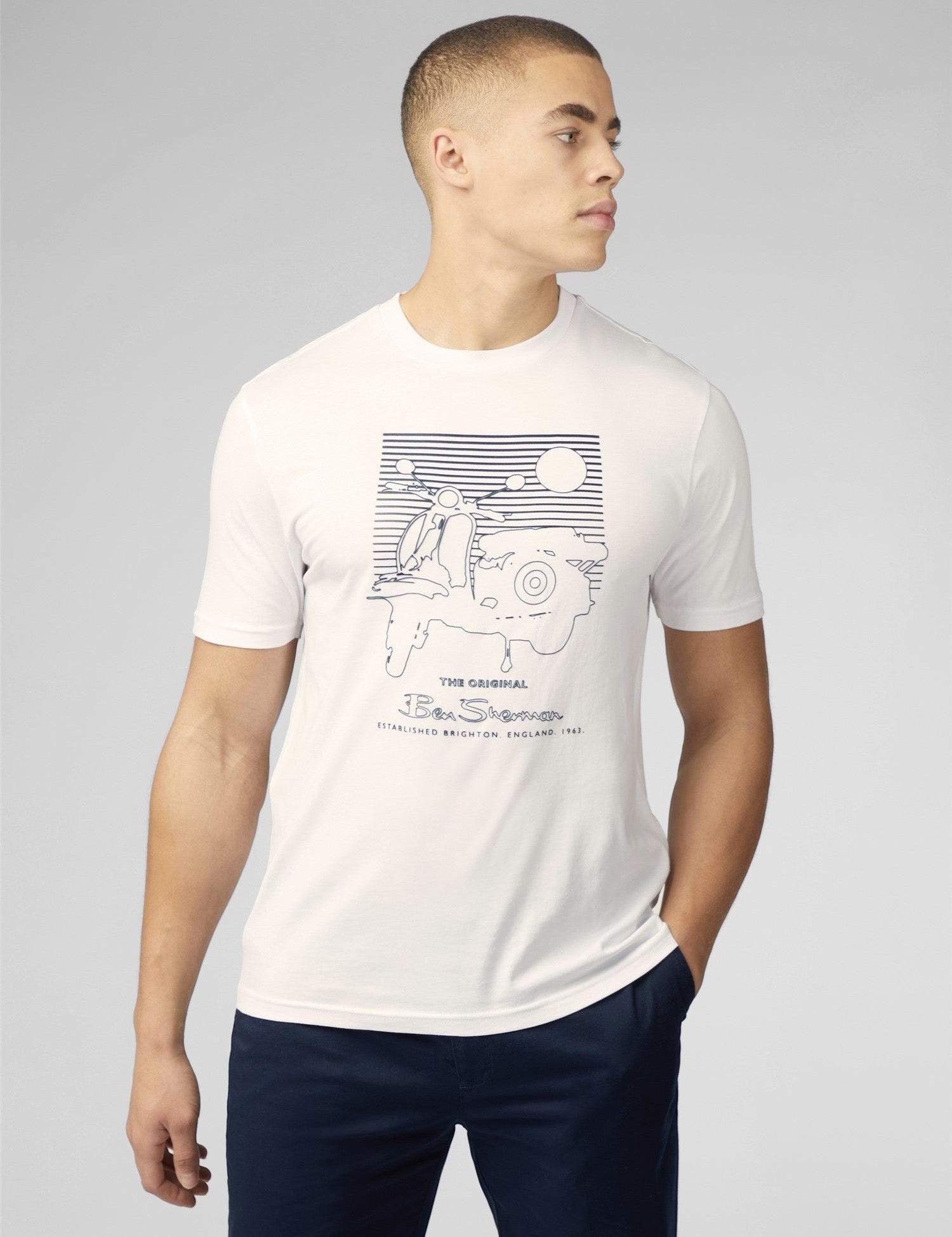 Camiseta Ben Sherman Summer Scooter White - ECRU