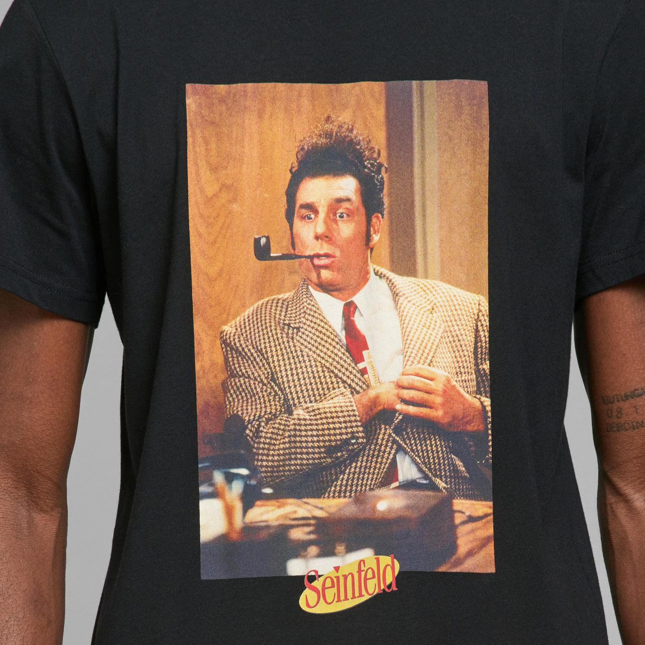 Camiseta Dedicated x Seinfeld Stockholm Kramer Black - ECRU