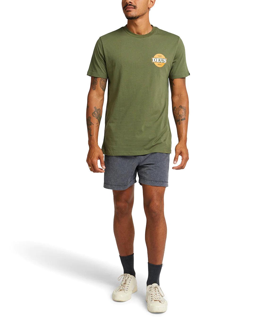 Camiseta Deus Ex Machina Hot Streak Tee Loden Green - ECRU