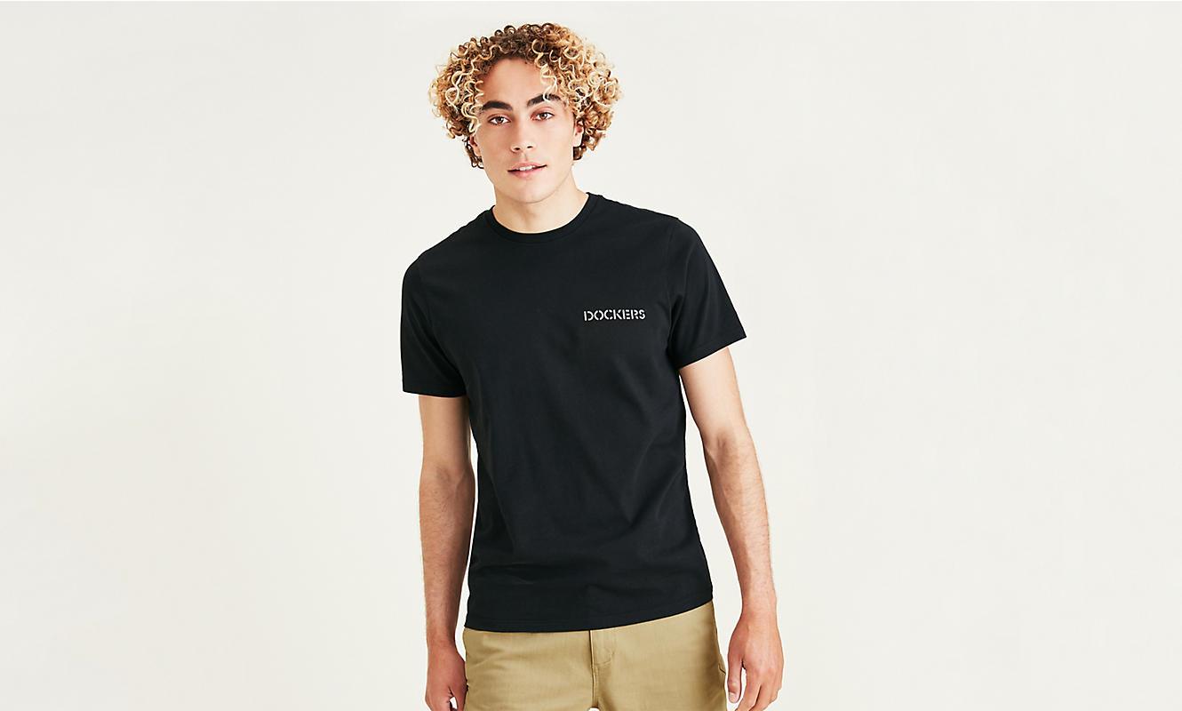 Camiseta Dockers Stencil Logo Beautiful Black - ECRU