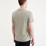 Camiseta Dockers Stencil Logo Forest Fog - ECRU