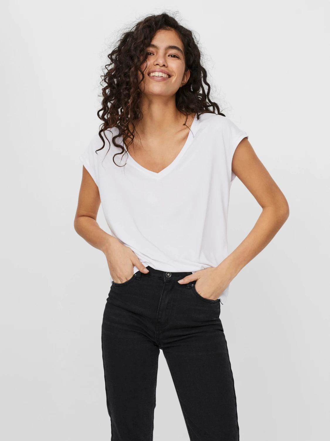 Camiseta Filli Básica de Mujer Vero Moda Cuello Pico Snow White - ECRU