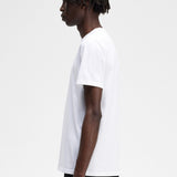 Camiseta Fred Perry Bordada M4580 Blanca - ECRU