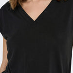 Camiseta Only Cuello Pico Free Black - ECRU