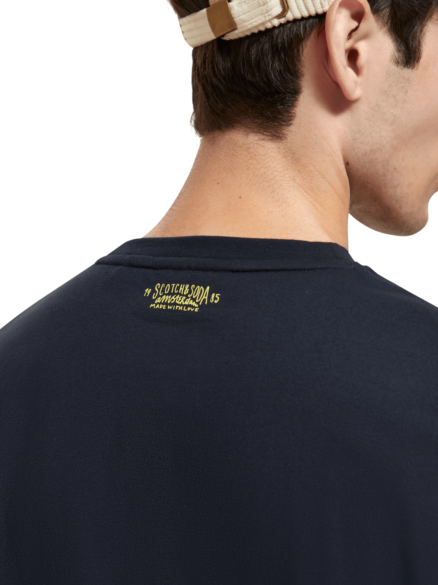 Camiseta Scotch and Soda Regular Fit Algodón Orgánico con Bolsillo - ECRU