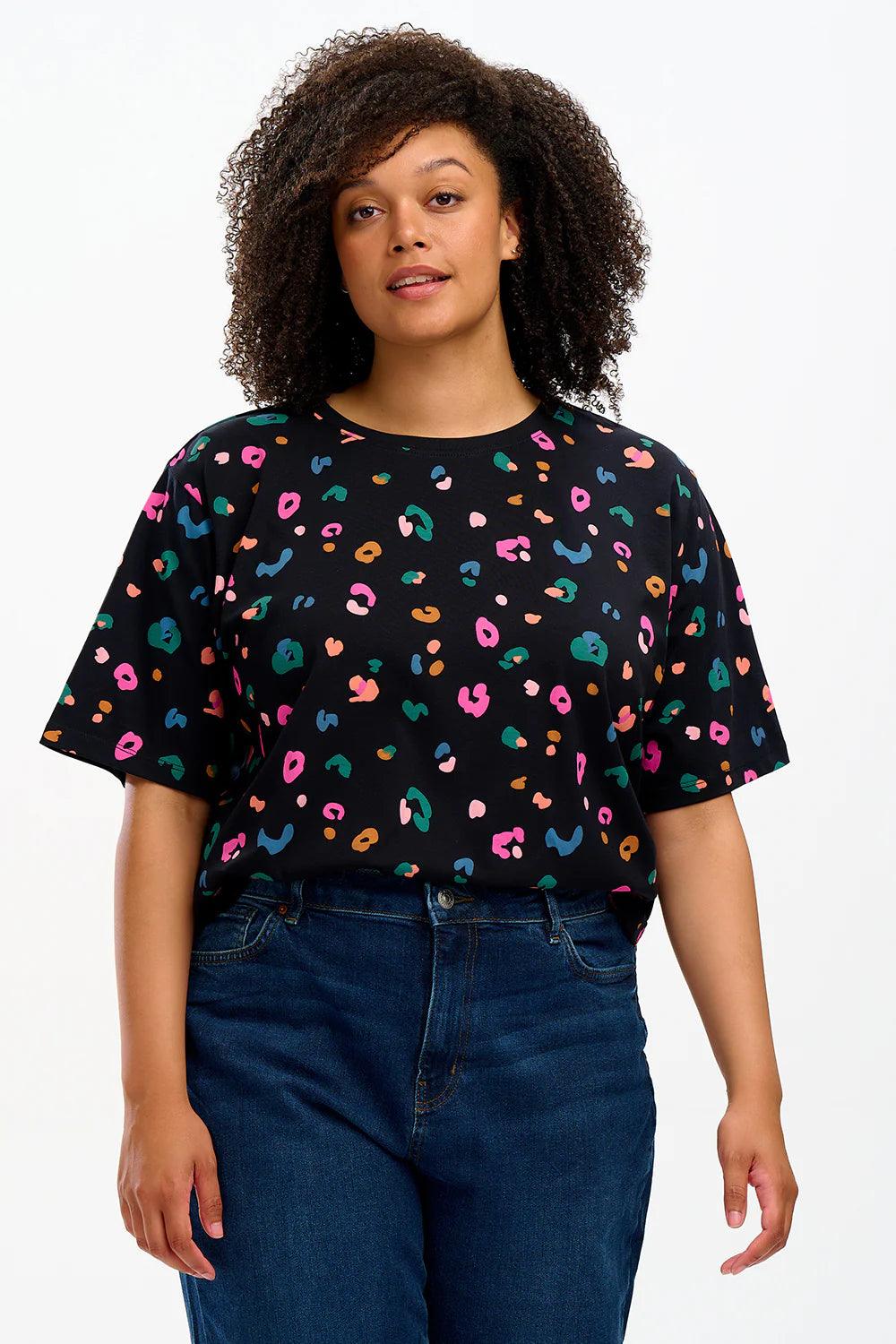 Camiseta Sugarhill Kinsley Black Paintbox Leopard - ECRU