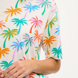 Camiseta Sugarhill Kinsley Relaxed Multi Rainbow Palms - ECRU