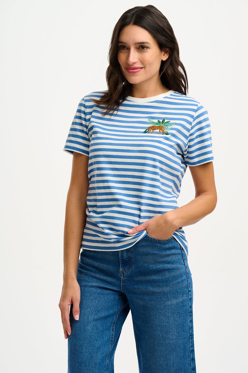 Camiseta Sugarhill Maggie Blue White Tiger Embroidery - ECRU