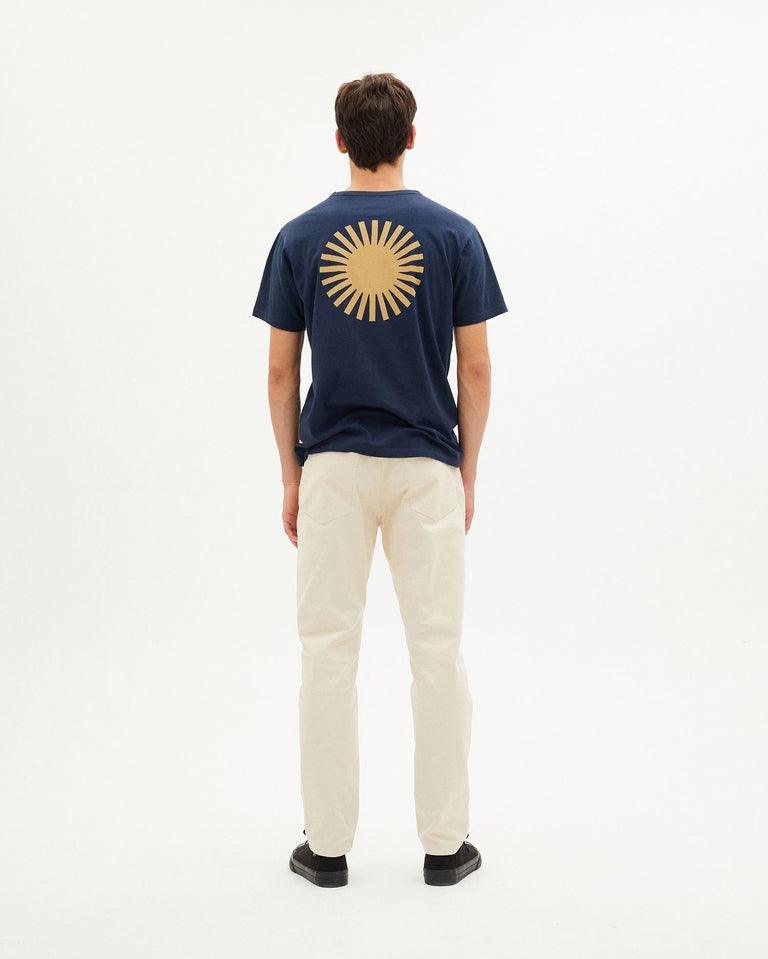 Camiseta Thinking Mu Navy Sol Espalda Curry - ECRU