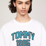 Camiseta Tommy Jeans Varsity con Logo - ECRU