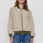 Chaqueta Nümph Bomber Nuetera Reversible Ivy Green - ECRU