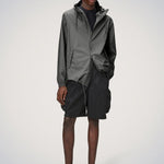 Chaqueta RAINS Impermeable Storm Breaker Grey - ECRU