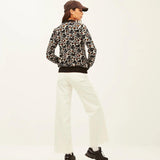 Chaqueta Xantik White Leopard - ECRU