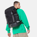 Mochila Eastpak Out Camera Pack Out Black - ECRU