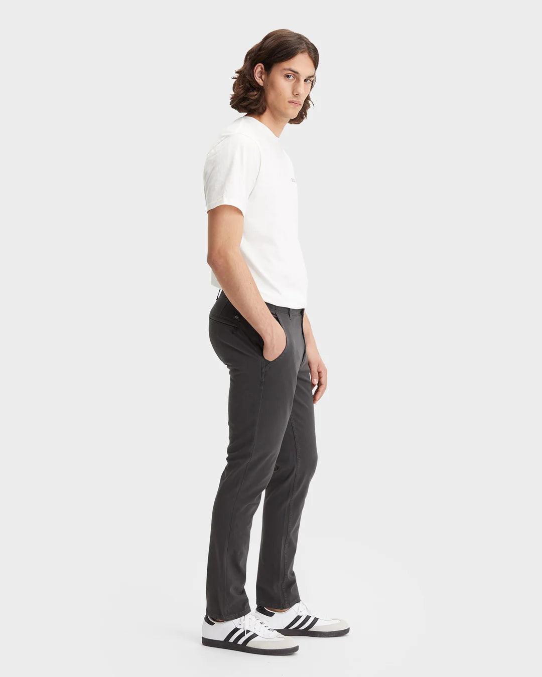 Pantalones Chinos Dockers® Smart 360 Flex™ Alpha Skinny Fit Steelhead Grey - ECRU