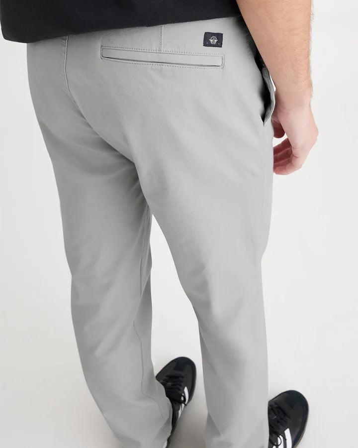 Pantalones Chinos Dockers® Smart 360 Flex™ California Slim Fit High Rise - ECRU