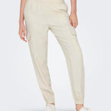 Pantalones ONLY Laris Cargo Birch - ECRU