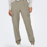 Pantalones ONLY Laris Cargo Pure Cashmere - ECRU