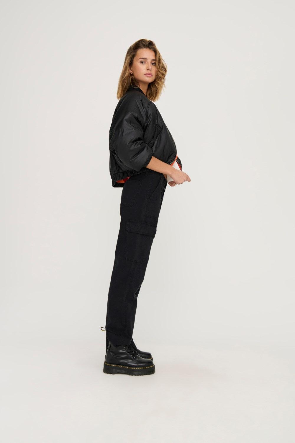 Pantalones ONLY Malfy Loose Cargo Black - ECRU