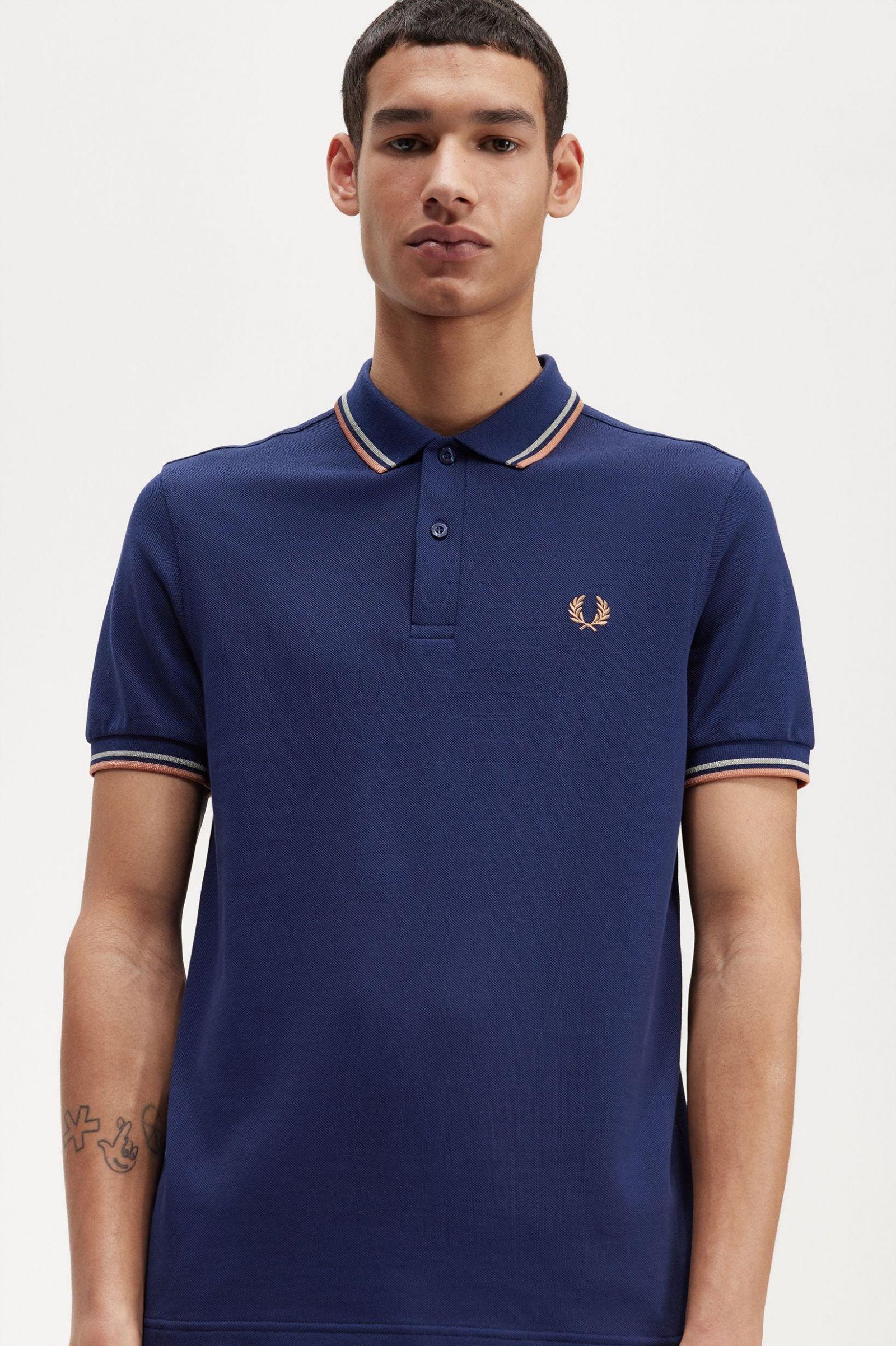 Polo Fred Perry M3600 Azul marino francés Alga marina Óxido claro - ECRU