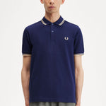 Polo Fred Perry M3600 Azul Marino Francés Helado - ECRU