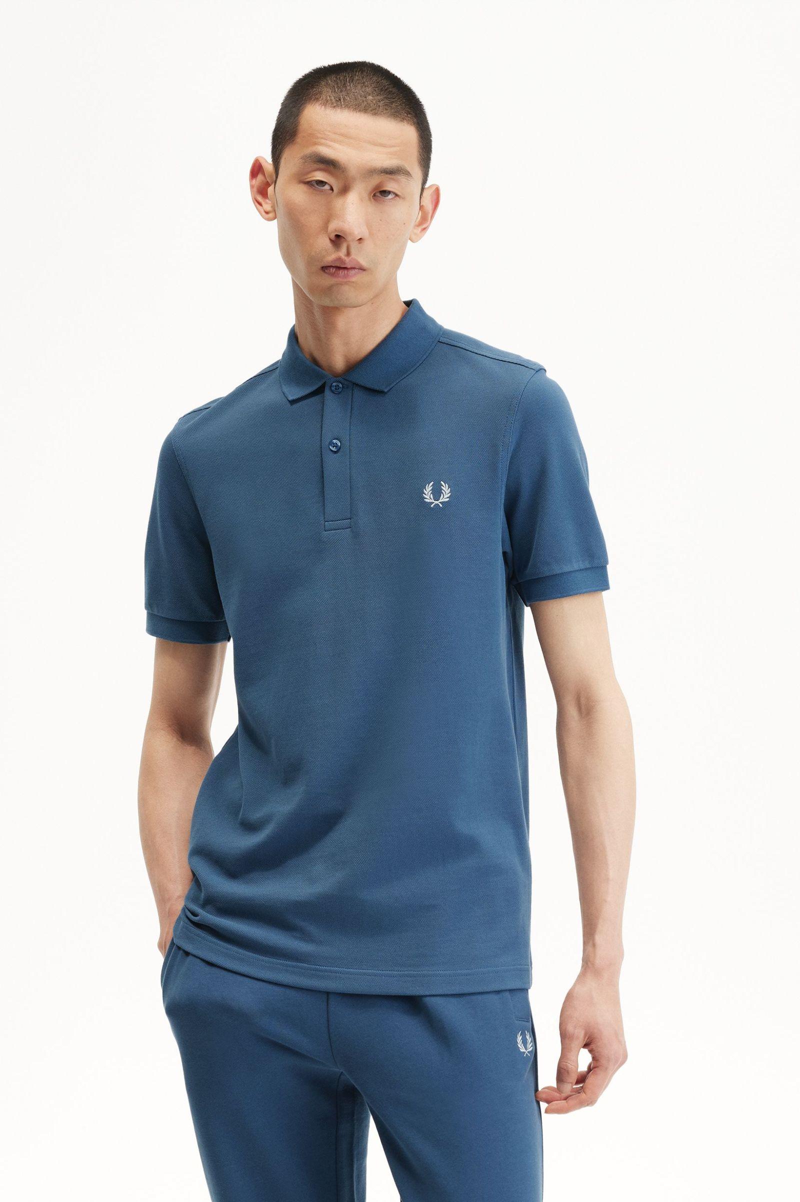 Polo Fred Perry M6000 Azul Medianoche Hielo Claro - ECRU