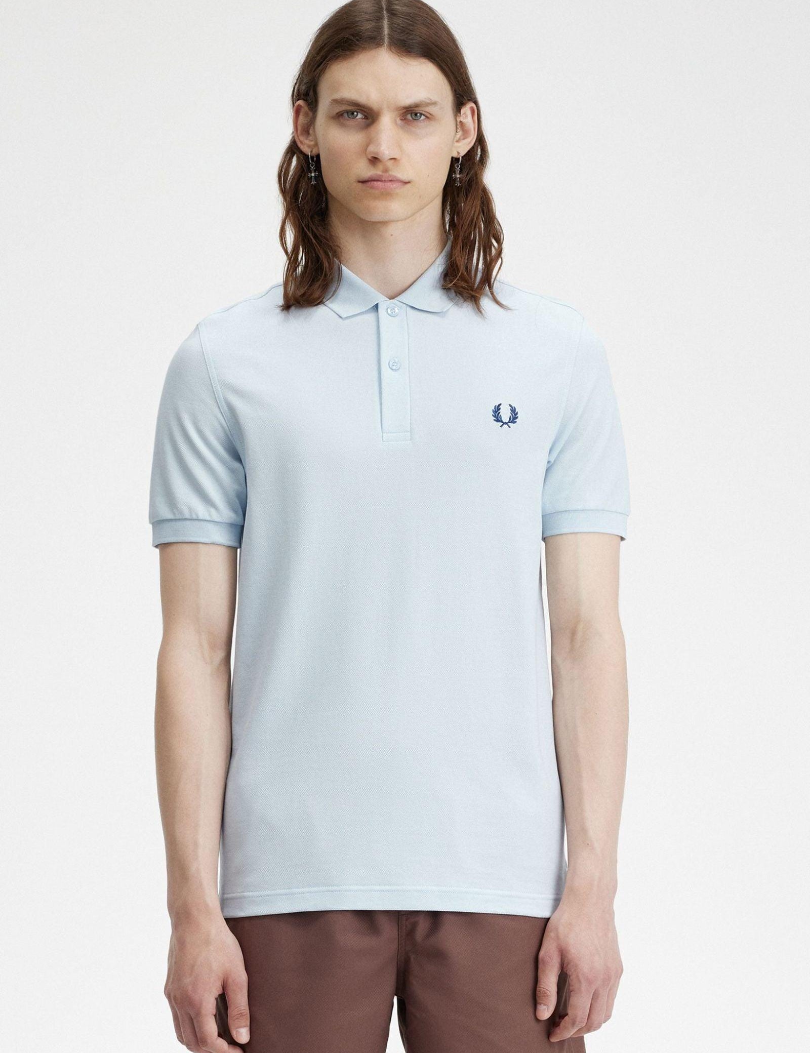 Polo Fred Perry M6000 Hielo Claro Azul Medianoche - ECRU