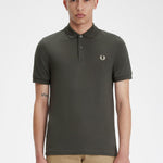 Polo Fred Perry M6000 Verde Campo Avena - ECRU