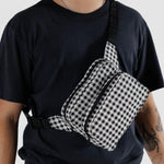 Riñonera Baggu Black & White Gingham - ECRU