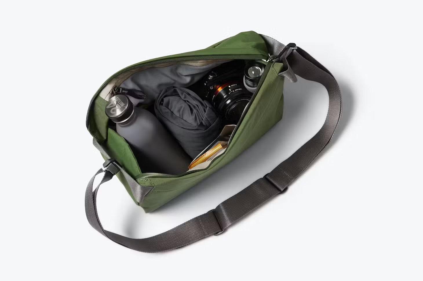 Riñonera Bellroy Venture Sling 9L Ranger Green - ECRU