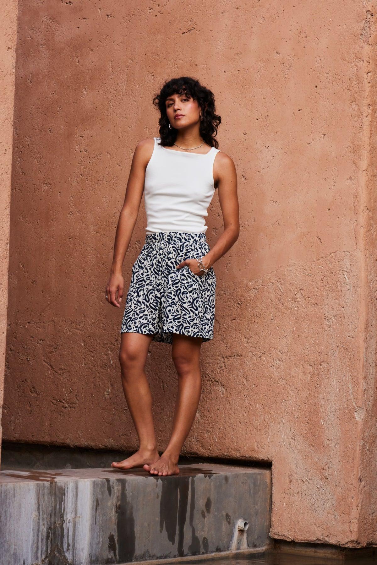 Shorts ICHI Marrakech Aop Total Eclipse Paisley - ECRU