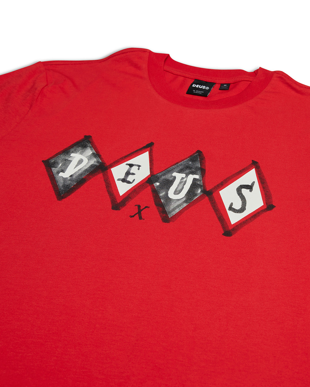 Camiseta DEUS EX MACHINA Full House Valiant Red