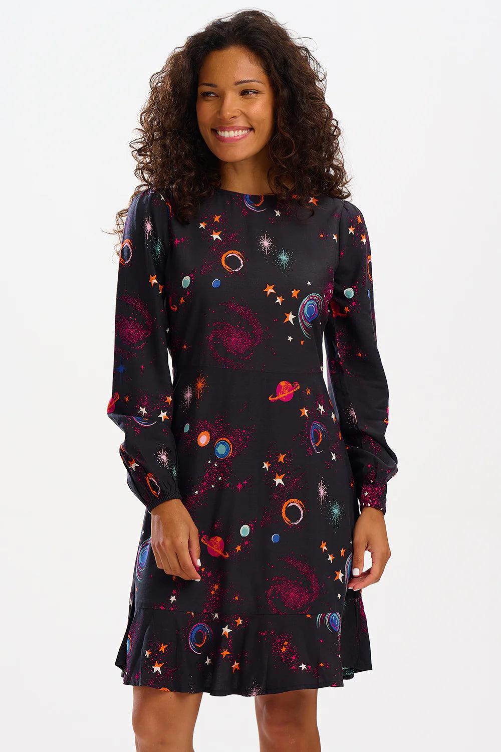 Vestido Sugarhill Juliette Black Colourful Universe - ECRU