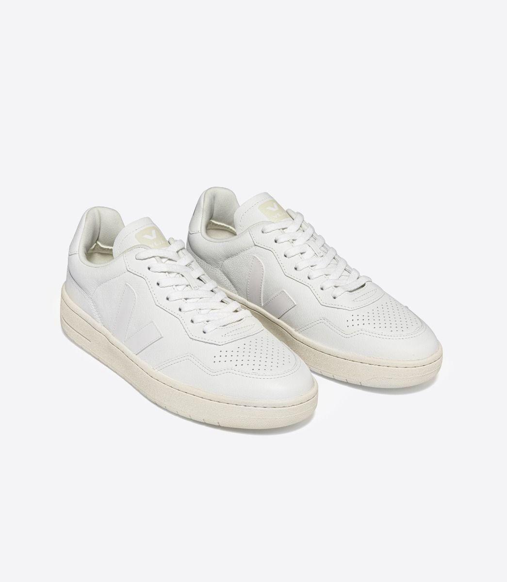 Zapatillas Veja V-90 Leather White - ECRU