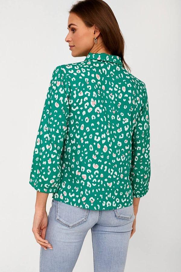 Blusa Emilia Green Leopard Love Hearts - ECRU