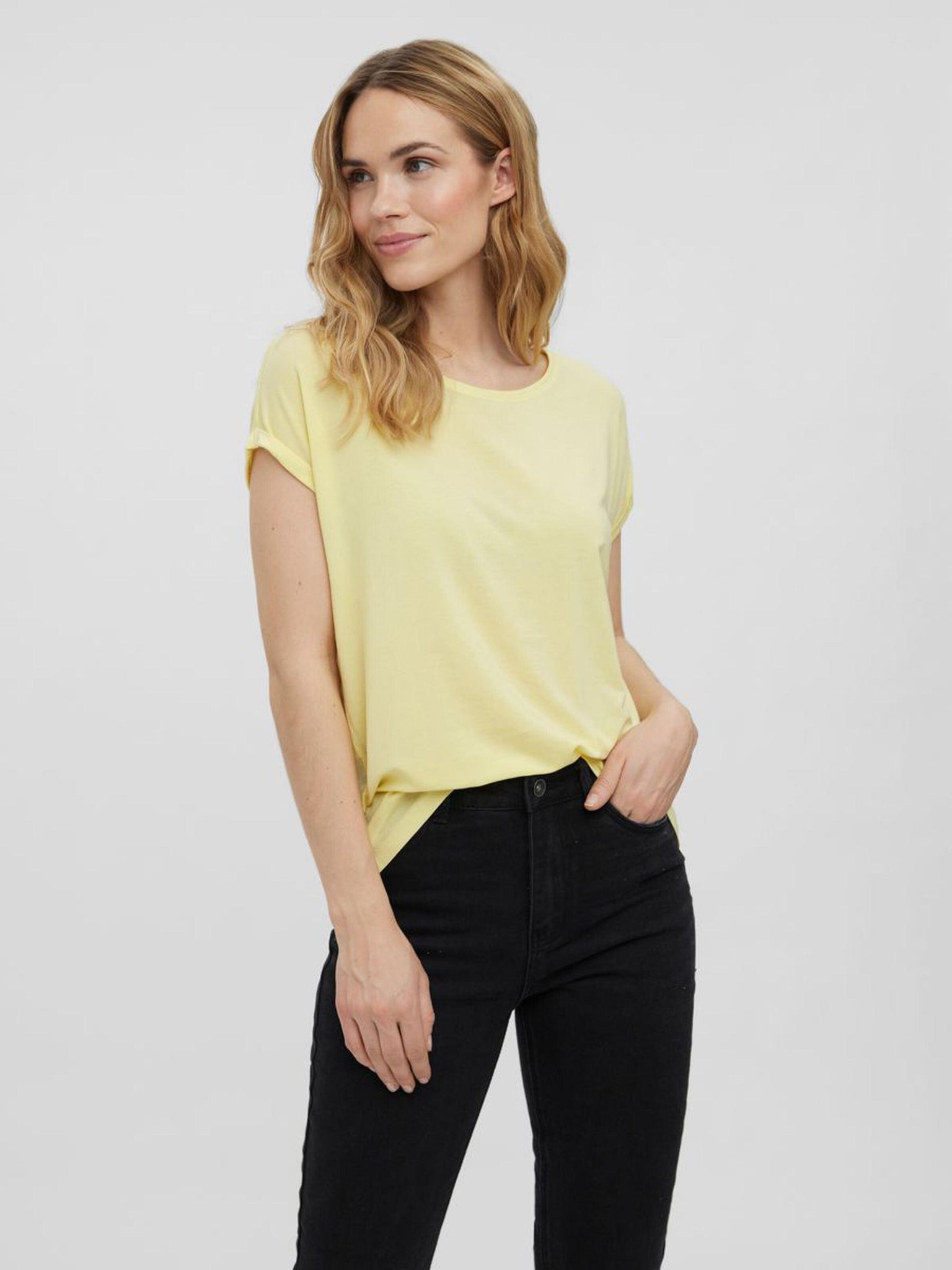 Camiseta Básica AWARE Lemon Meringue - ECRU